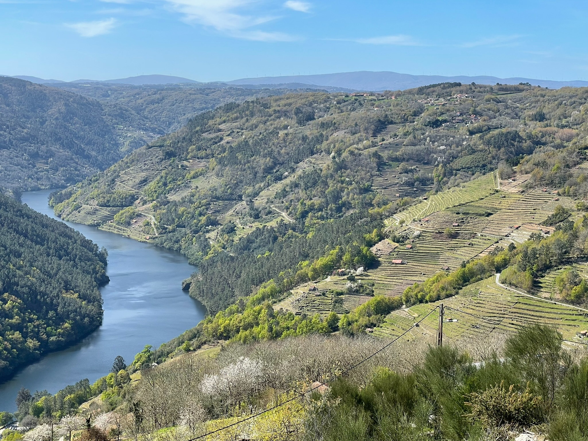 casa-mina-rula-cabo-do-mundo-ii-vinedos-ribeira-sacra-candidatura-unesco