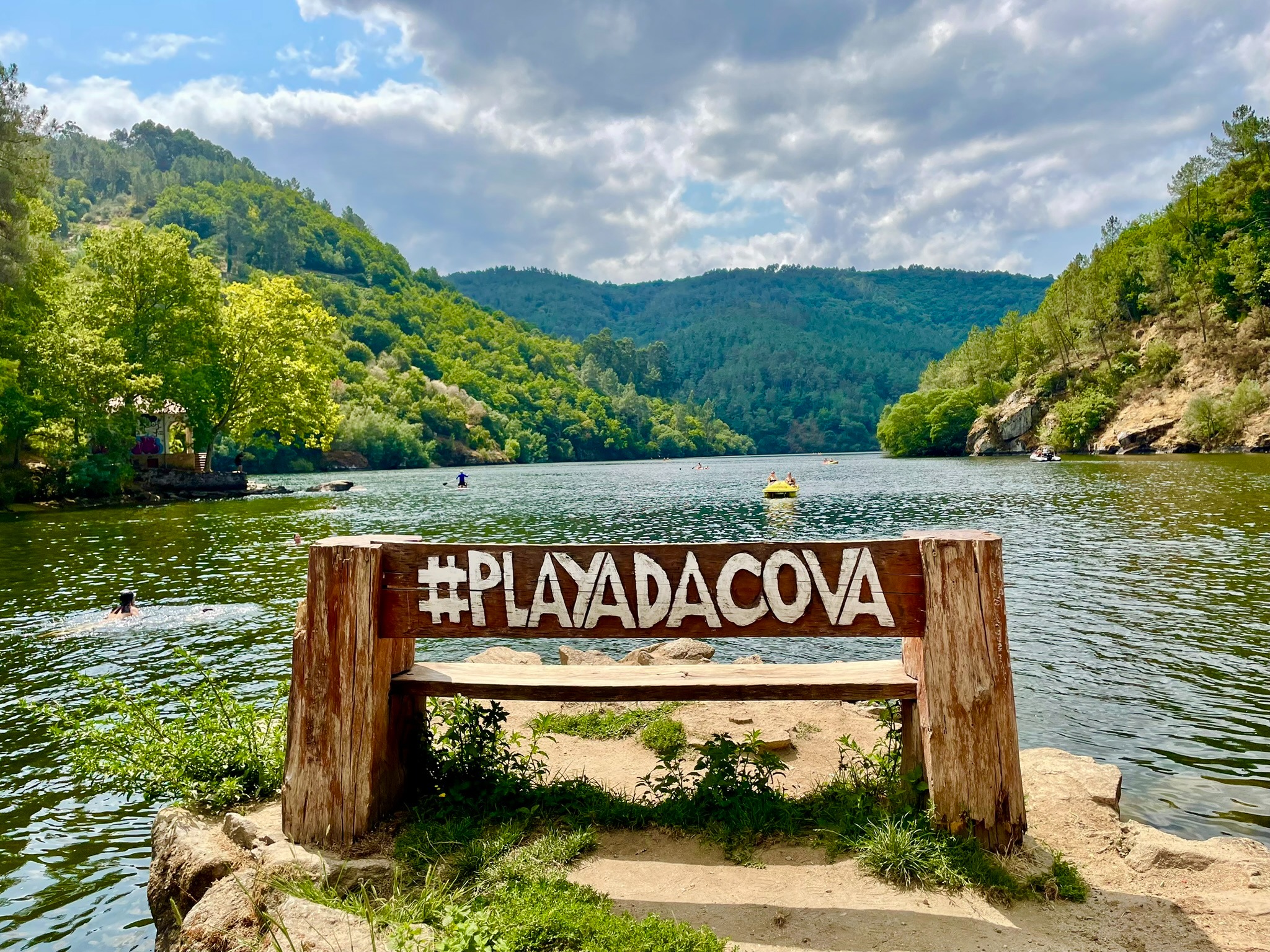 playa-da-cova-casa-mina-rula-ribeira-sacra-banco-mirador