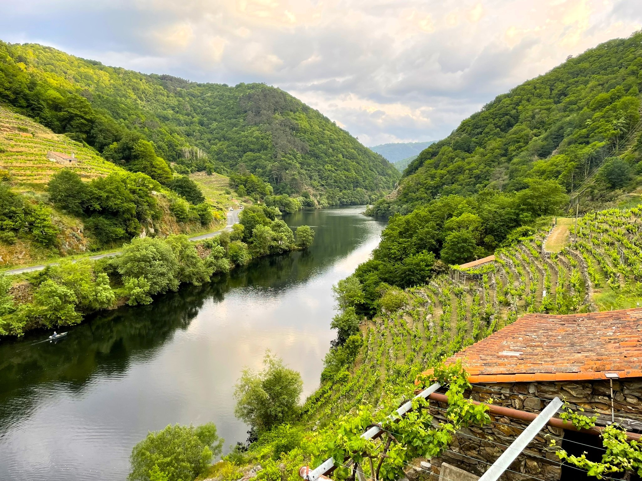 ribeira-sacra-puente-de-san-fiz-paisaje-turistico