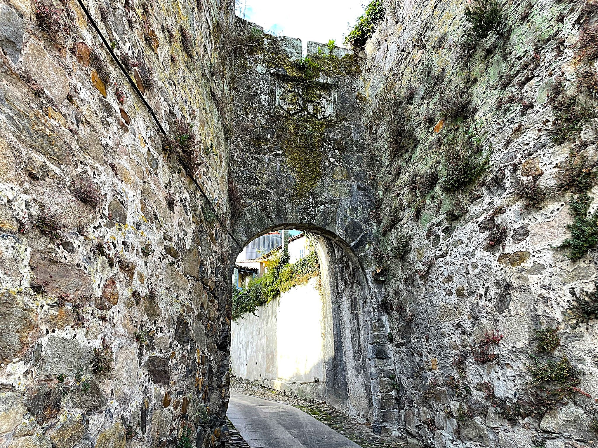 barrio-judio-monforte-lemos-arco