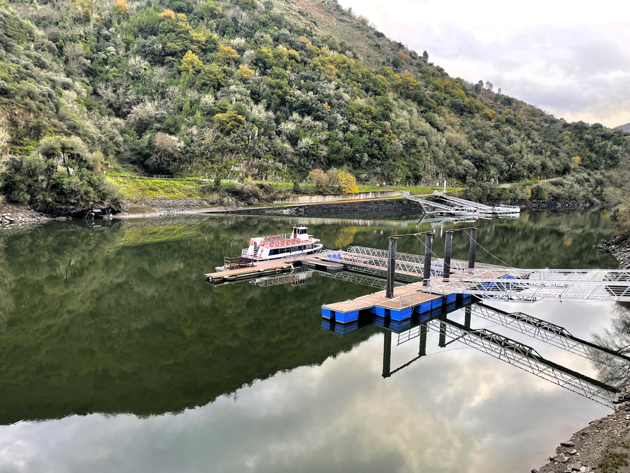 embarcadero-puente-sil-monforte-casa-mina-rula-01
